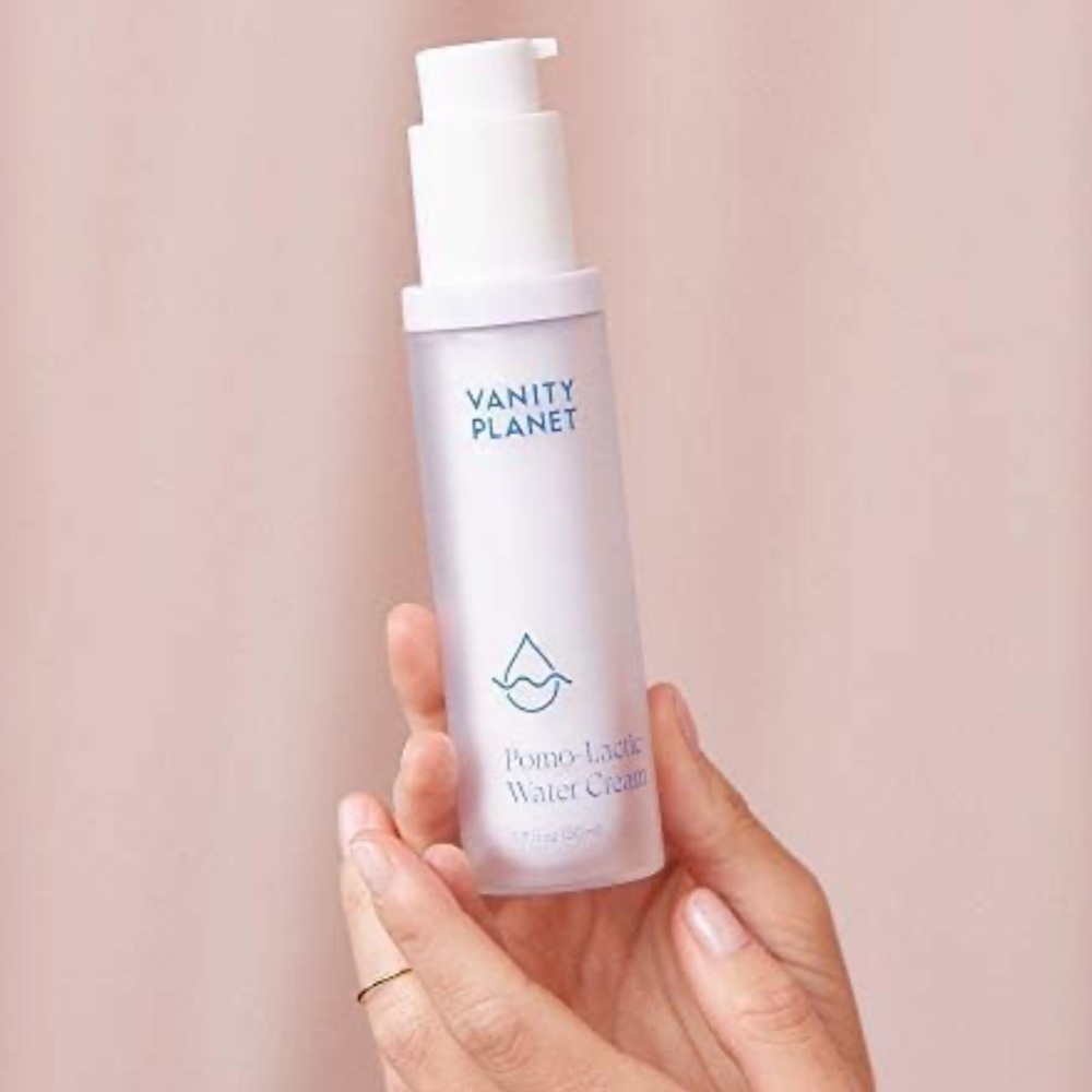 Pomo-Lactic Water Cream — Vanity Planet